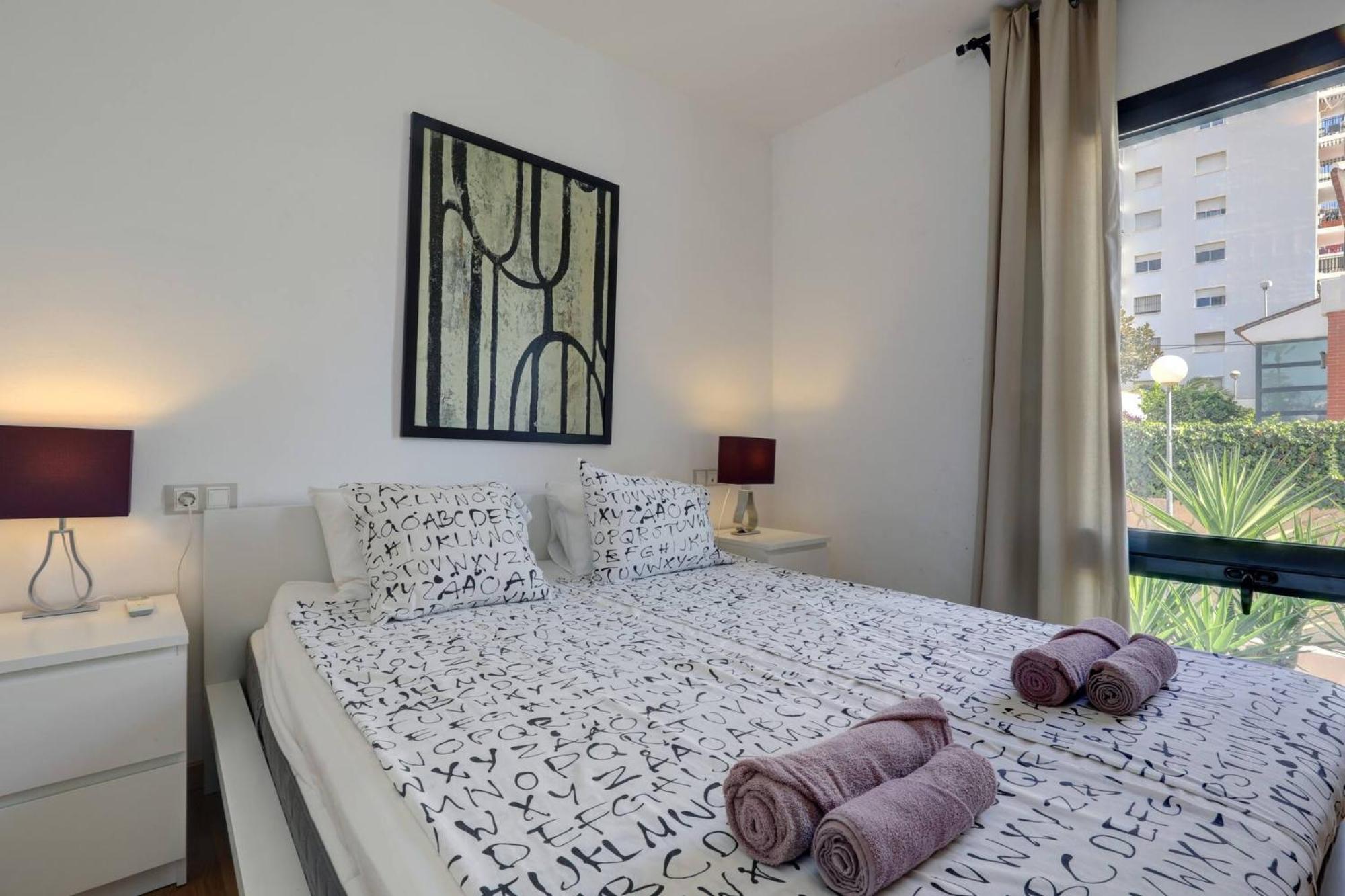 011 Bright And Spacious Villa With Private Pool เบนัลมาเดนา ภายนอก รูปภาพ