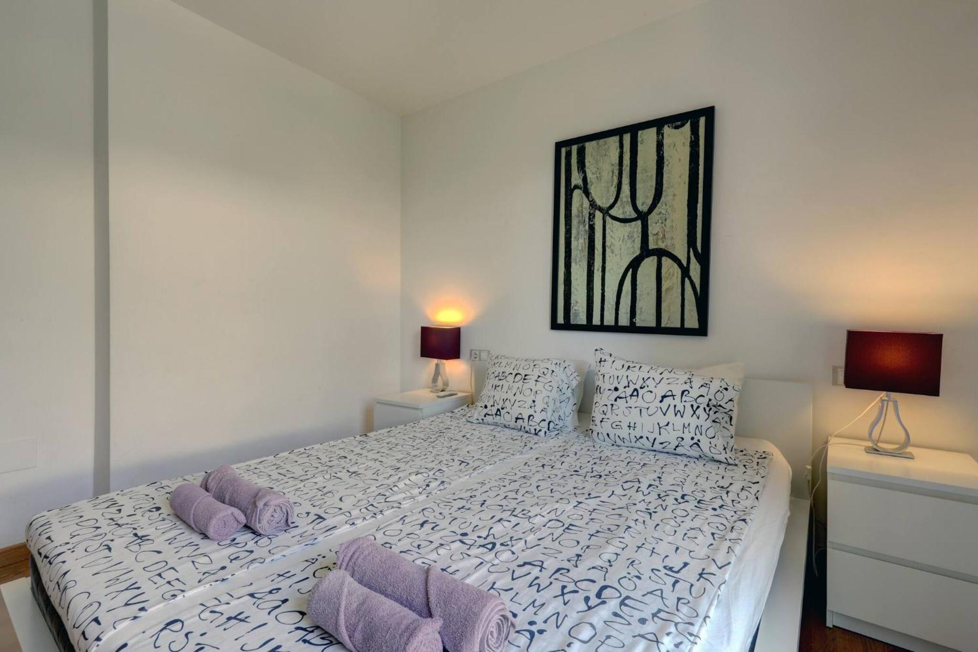 011 Bright And Spacious Villa With Private Pool เบนัลมาเดนา ภายนอก รูปภาพ
