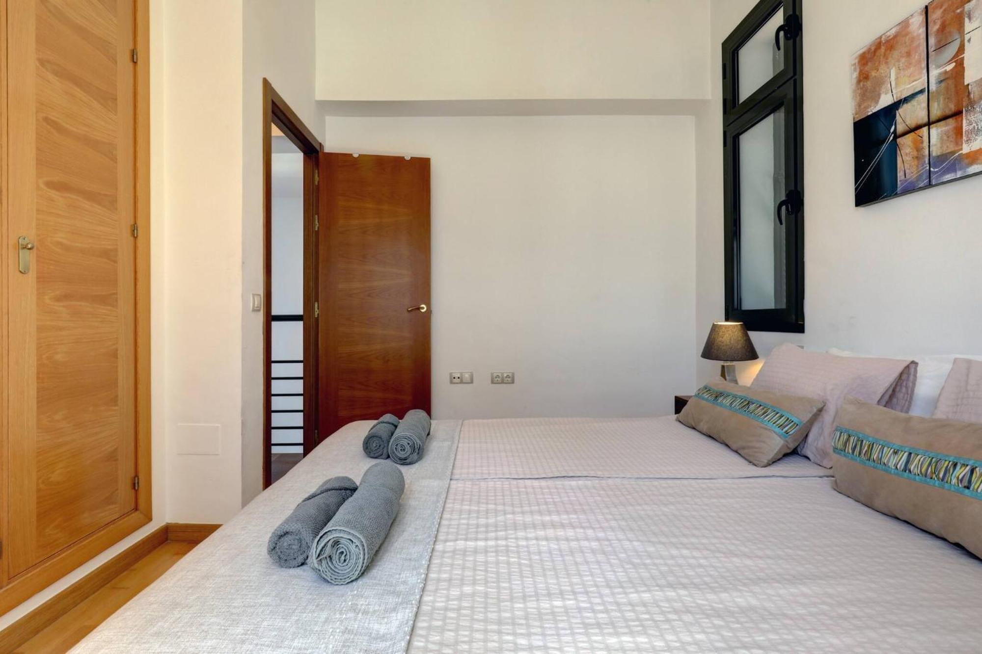 011 Bright And Spacious Villa With Private Pool เบนัลมาเดนา ภายนอก รูปภาพ