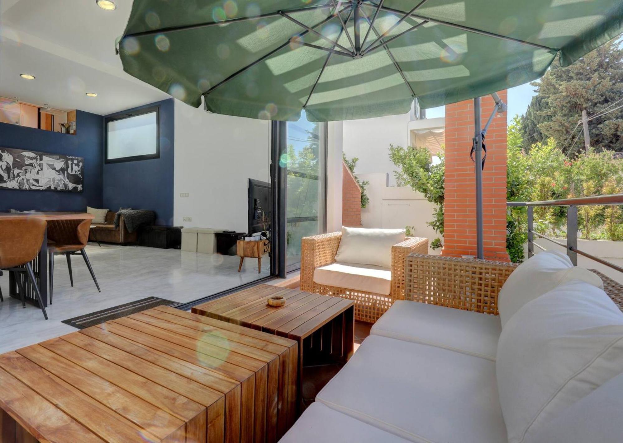 011 Bright And Spacious Villa With Private Pool เบนัลมาเดนา ภายนอก รูปภาพ